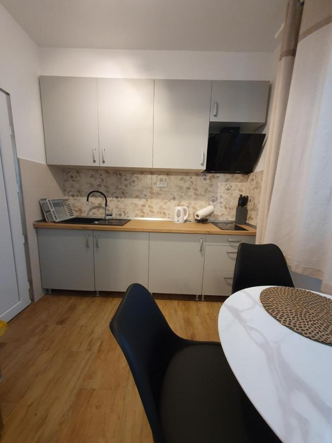 Zita - Heart Of Rovinj, Apartment For 2, Free Parking, 2Min Center, 5Min Beach Walk Exterior photo